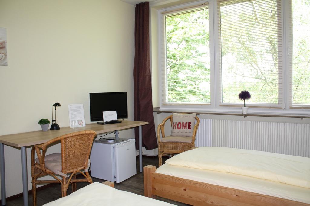 Hotel Am Siebenpfennigsknapp Luenen Ruang foto