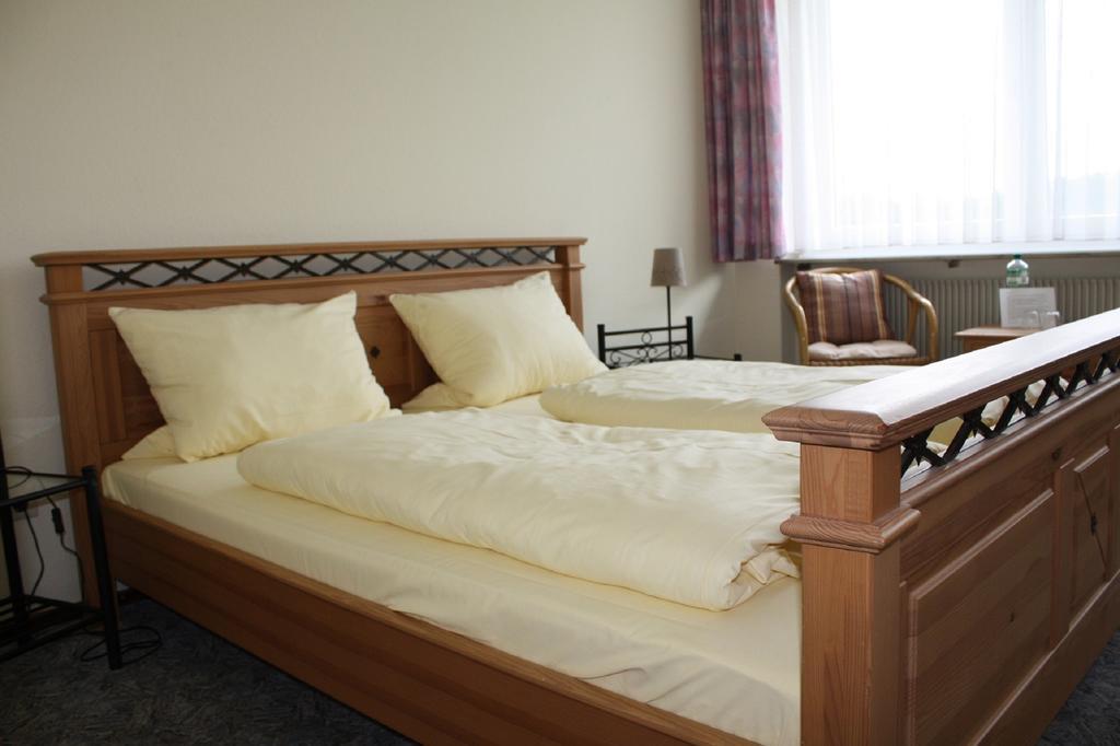 Hotel Am Siebenpfennigsknapp Luenen Ruang foto